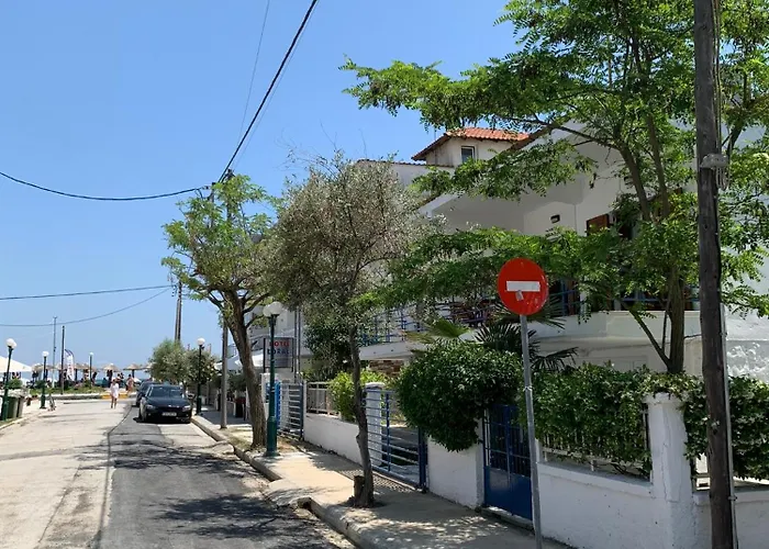 Blue Maison